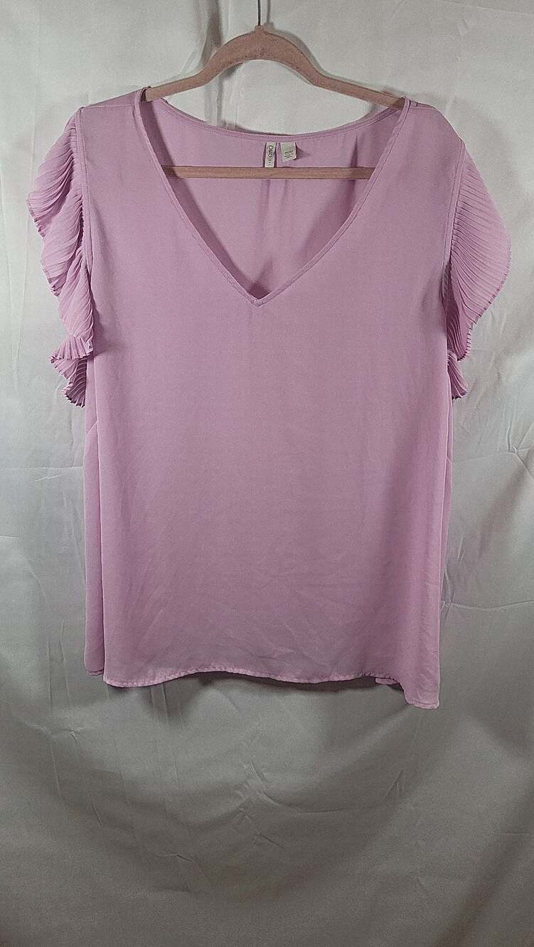 Cato Plus Size Lavender V-Neck Blouse with Pleated Flutter Sleeves, Size 26/28